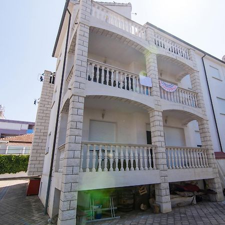Apartments Lovric Trogir Eksteriør billede