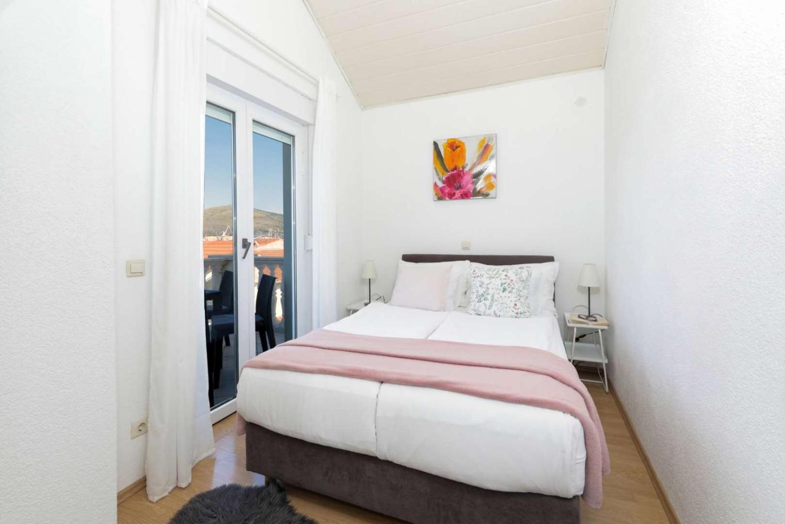 Apartments Lovric Trogir Eksteriør billede